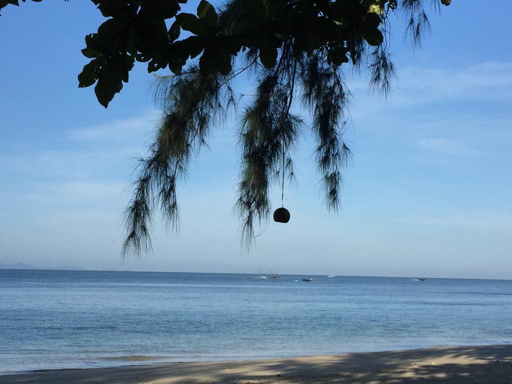 Cocobar&Bungalow'Kohjum Hotel Koh Jum Buitenkant foto