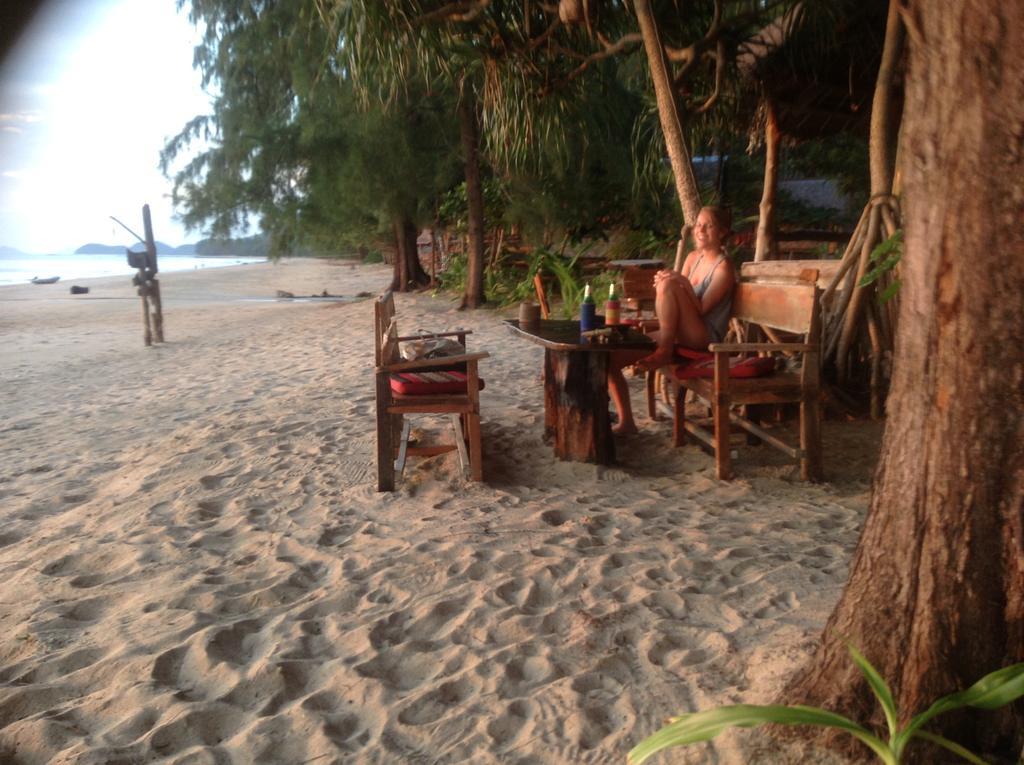 Cocobar&Bungalow'Kohjum Hotel Koh Jum Buitenkant foto