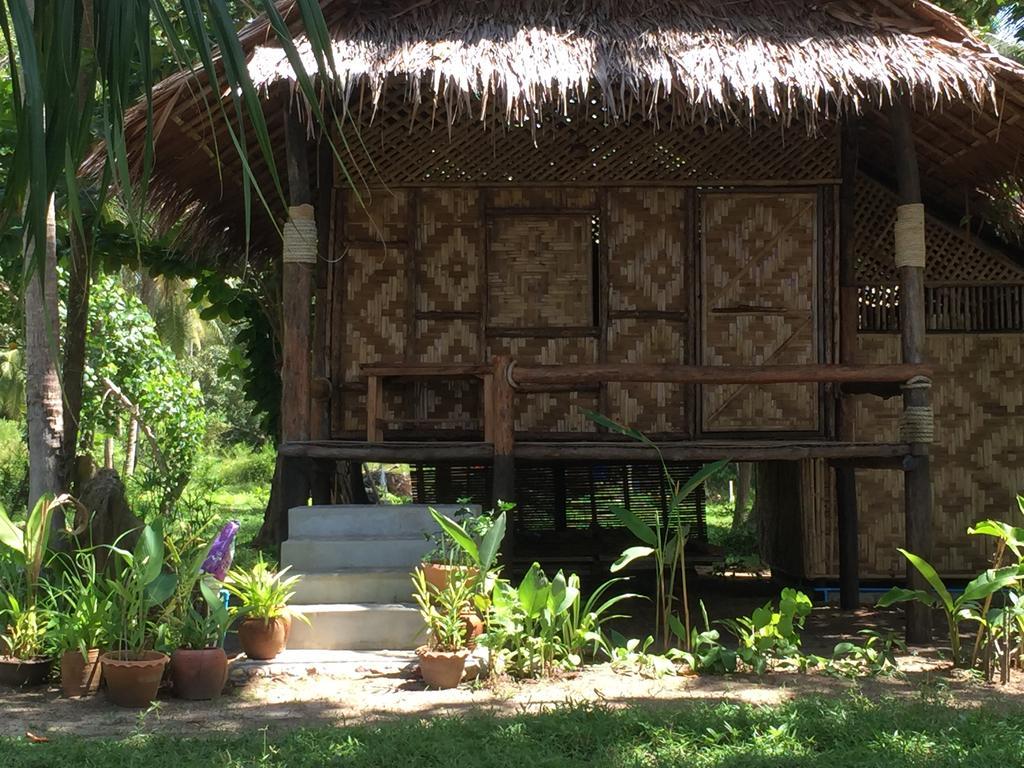 Cocobar&Bungalow'Kohjum Hotel Koh Jum Buitenkant foto