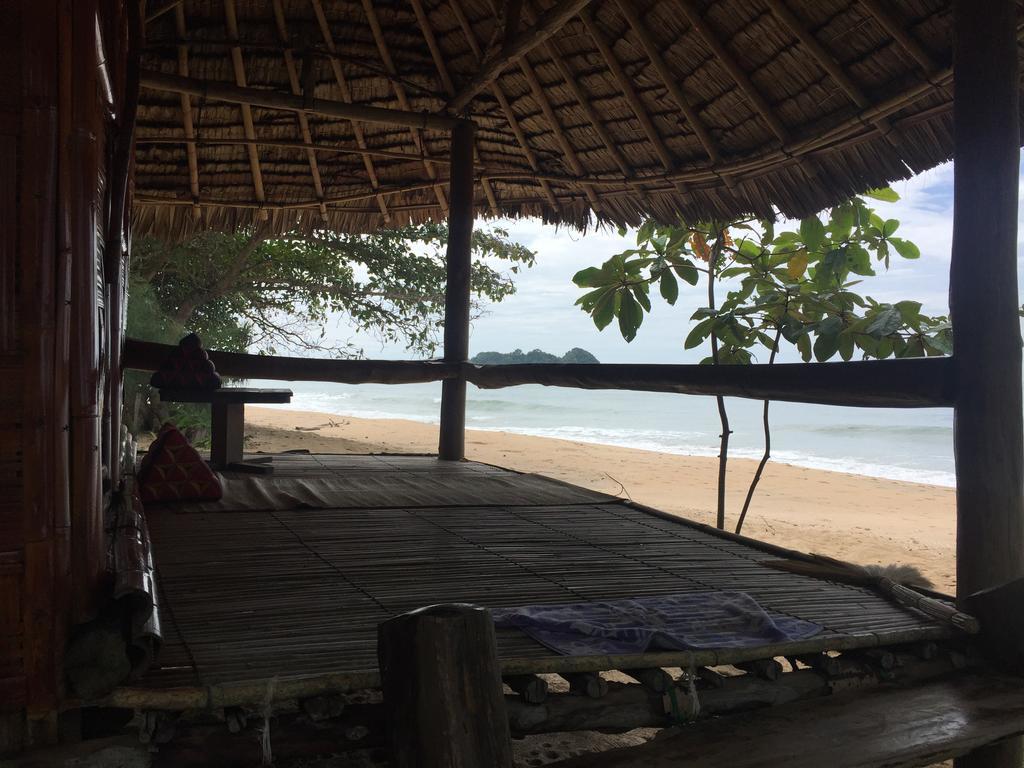 Cocobar&Bungalow'Kohjum Hotel Koh Jum Buitenkant foto