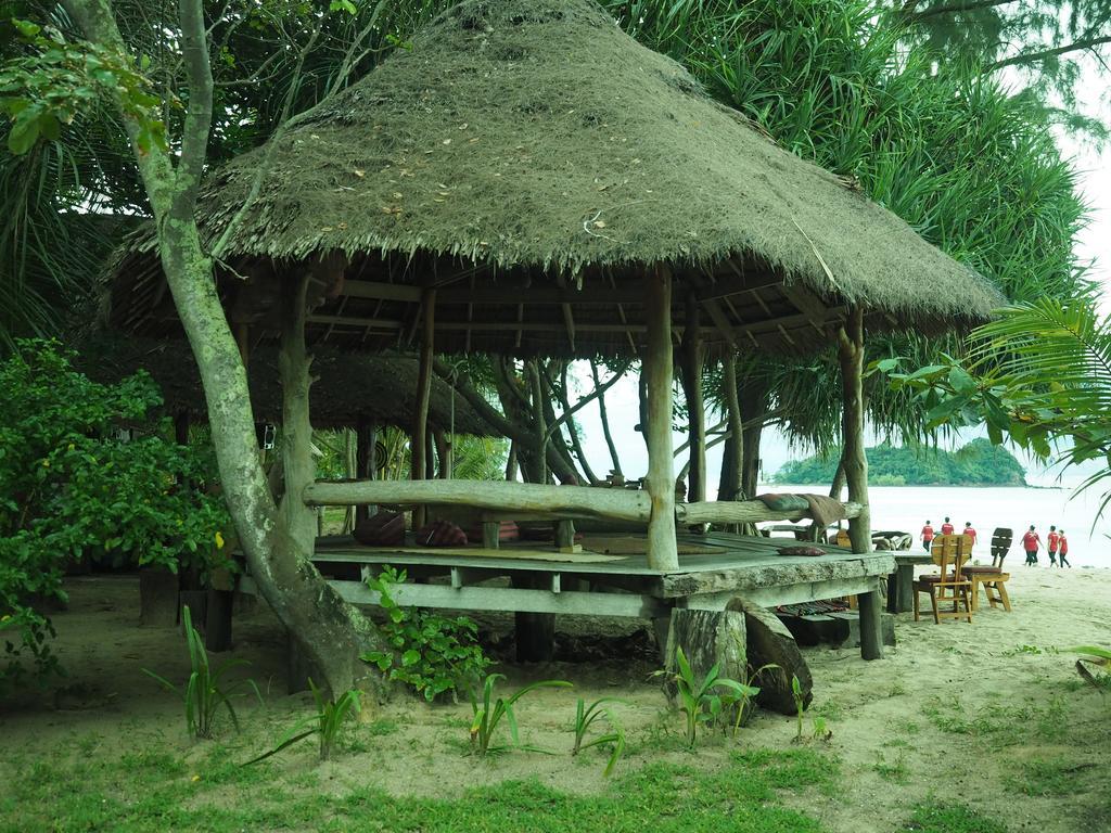 Cocobar&Bungalow'Kohjum Hotel Koh Jum Buitenkant foto