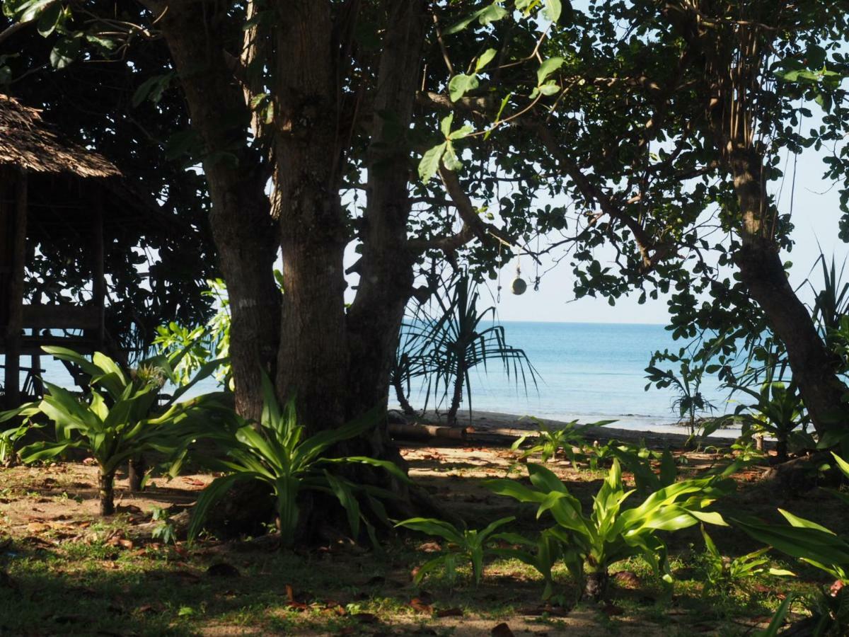 Cocobar&Bungalow'Kohjum Hotel Koh Jum Buitenkant foto