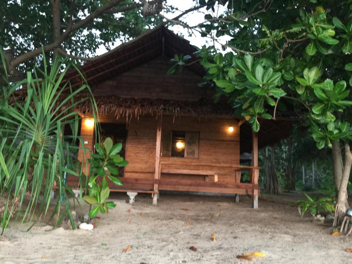 Cocobar&Bungalow'Kohjum Hotel Koh Jum Buitenkant foto