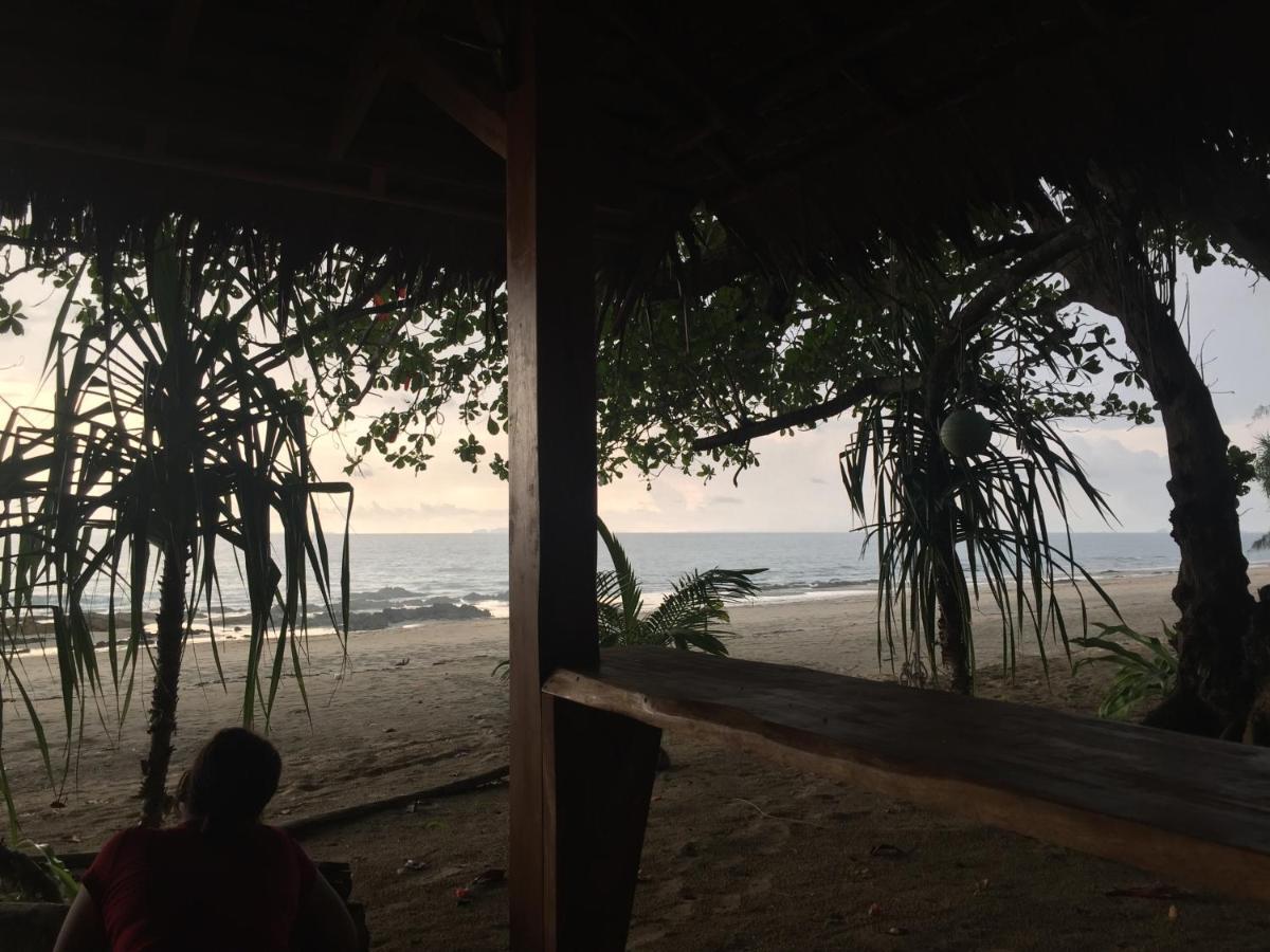Cocobar&Bungalow'Kohjum Hotel Koh Jum Buitenkant foto